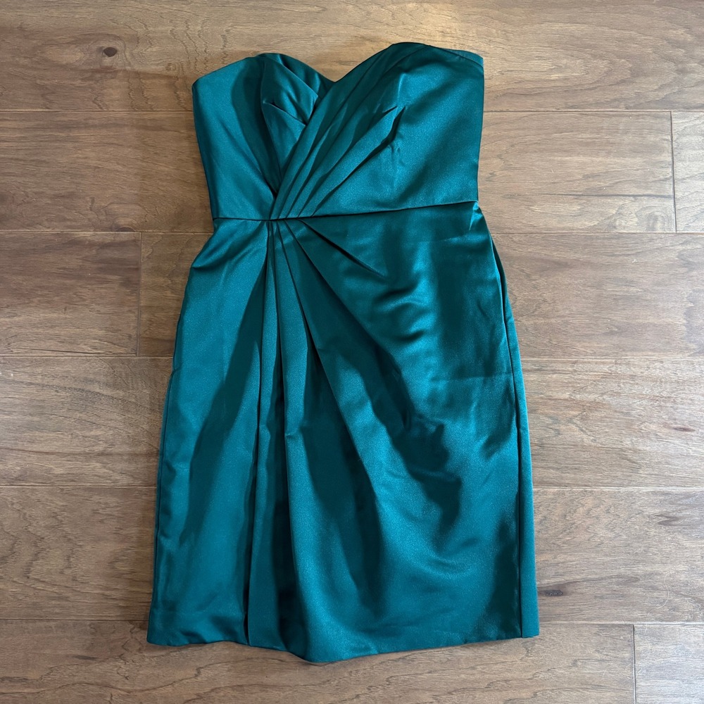 Davids Bridal Emerald Green Satin Strapless Pleated Cocktail Dress F15103 Size 4